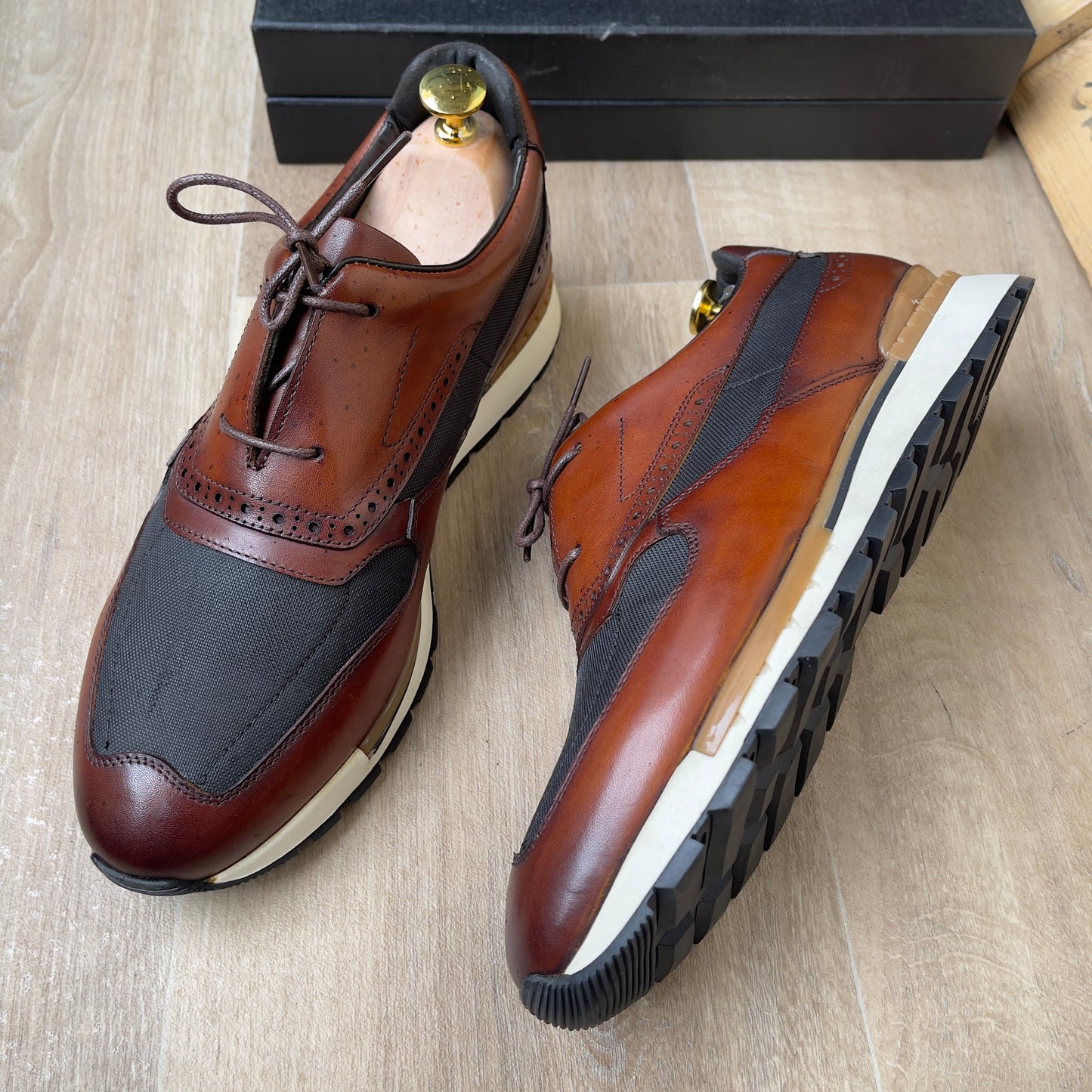 Chaussure CD27