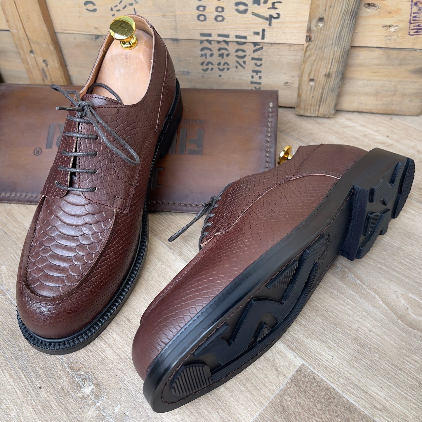 Chaussure Ak13