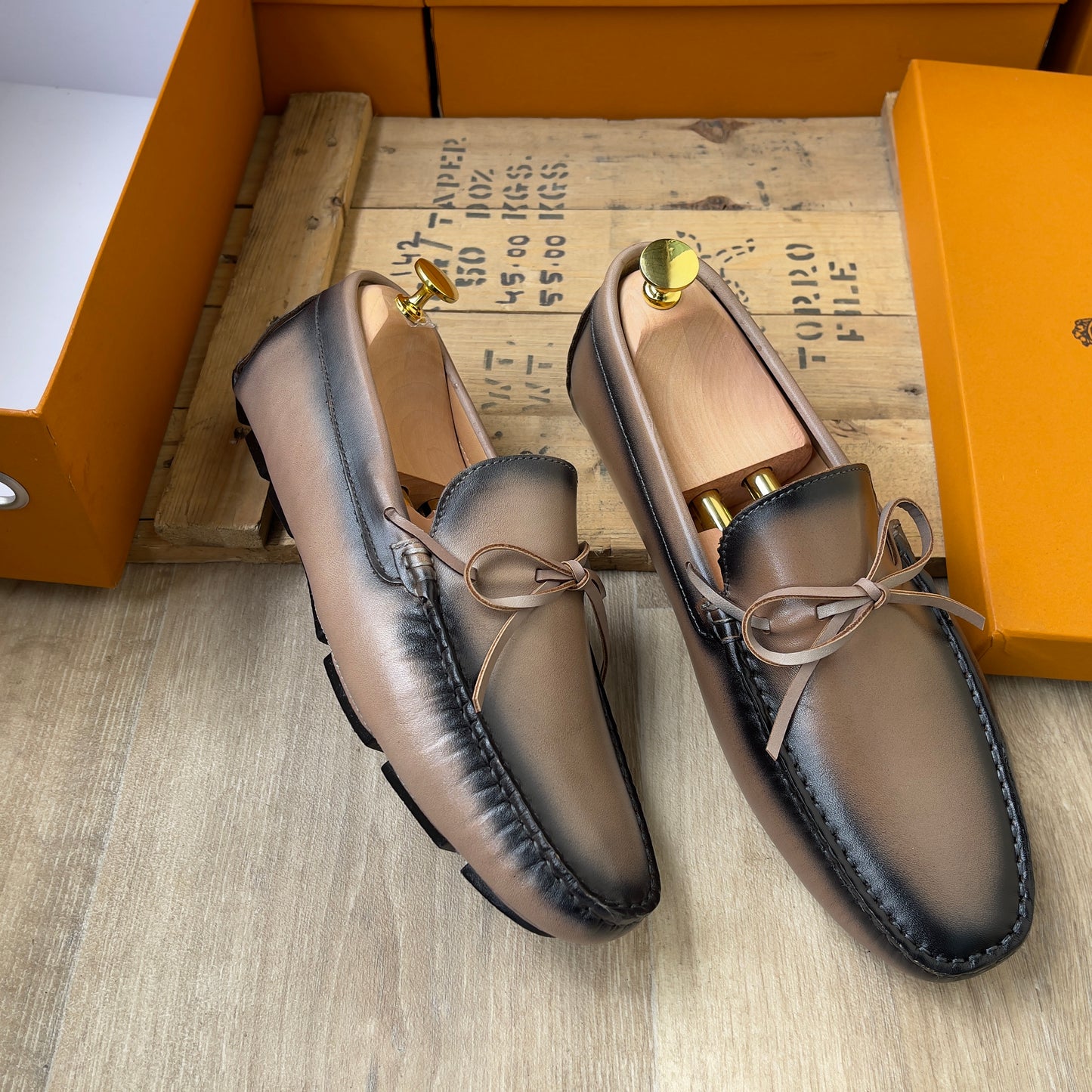 Chaussure MN11