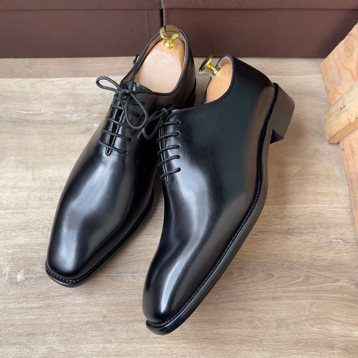 Soulier à lacet en cuir noir semelle basse Ref-Ad25