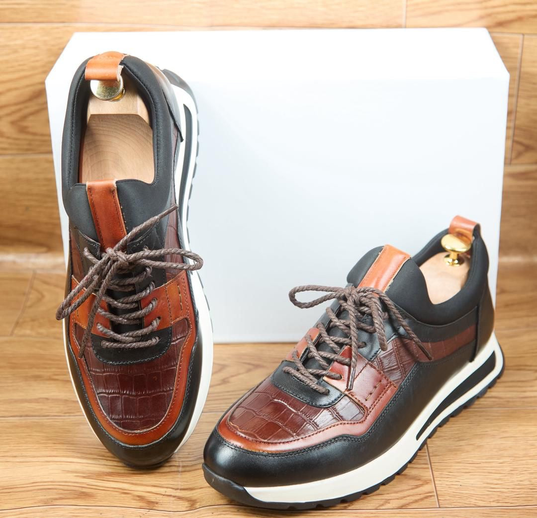 Sneaker Cuir — Semelle Gomme — Réf. AV8