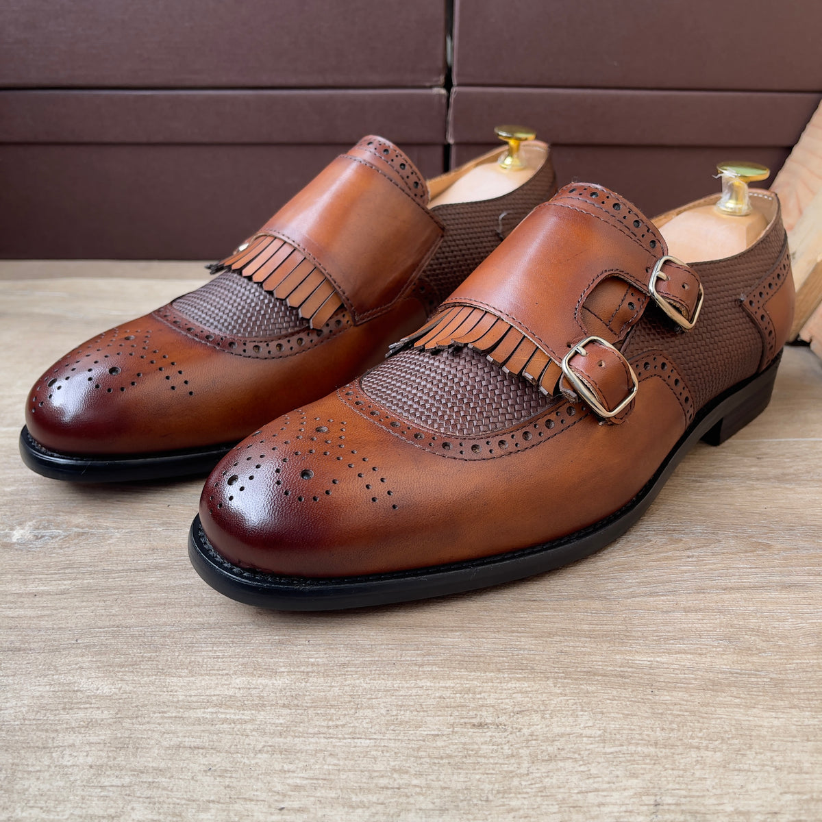Soulier biboucle en cuir marron claire Ref-Ad18