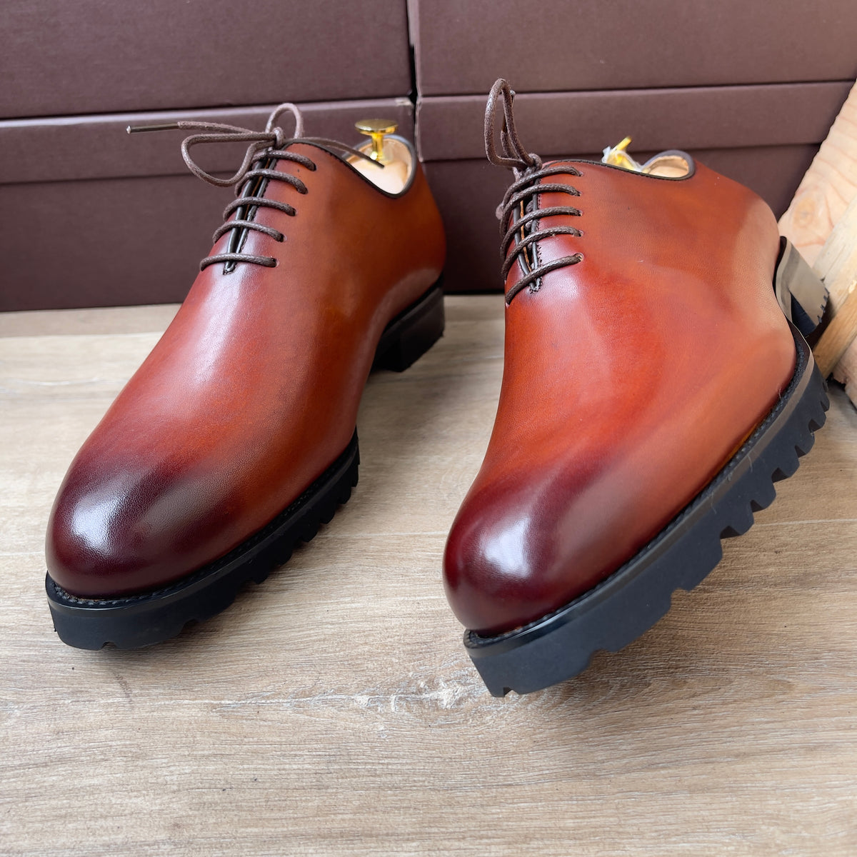 Chaussure a lacet en cuir marron semelle commando Ref-Ad13