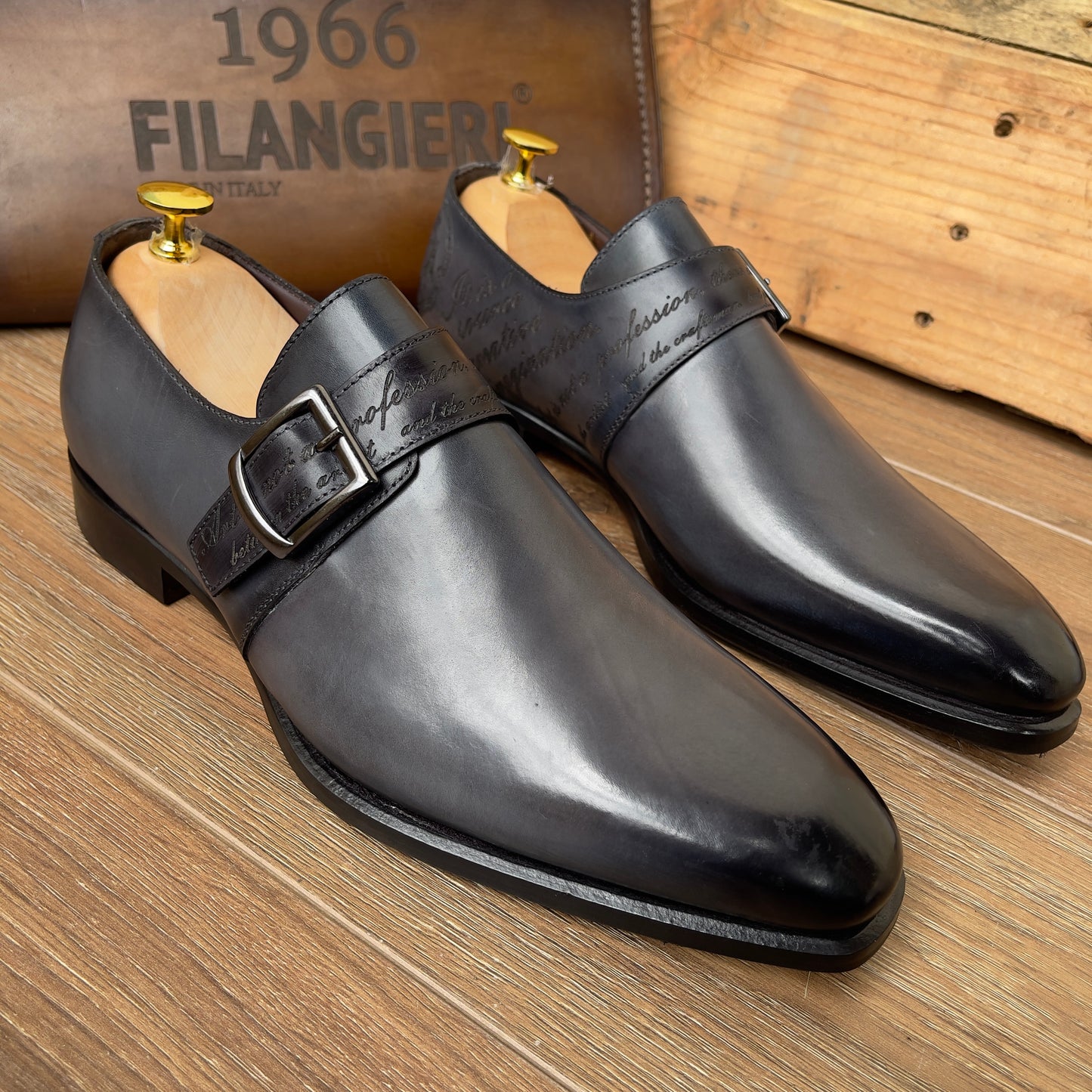 Soulier consulte en cuir gris semelle cuir—DM1