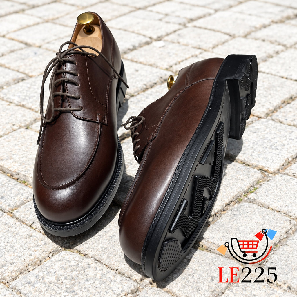 Chaussure derby à lacet en cuir marron semelle commando Ref-MO1
