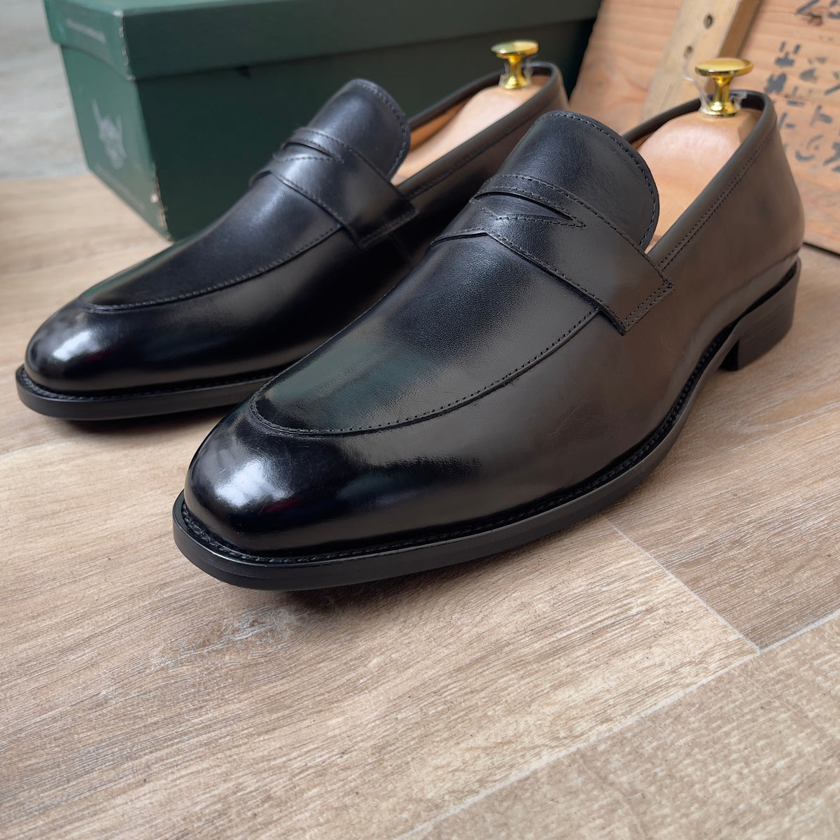 Mocassin en cuir noir ref-SEP3