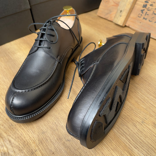 Chaussure golf noir semelle commando—ref Au3