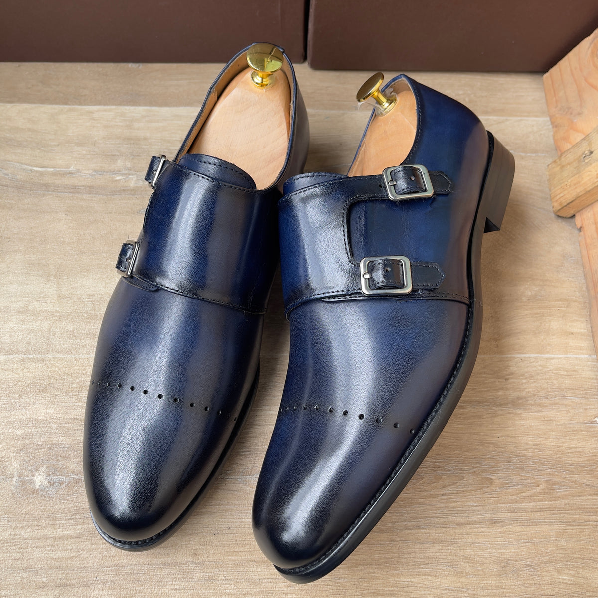Soulier biboucle bleu en cuir Ref-Ad16