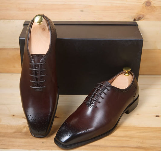 Soulier à lacet en cuir marron—Ref.KS8