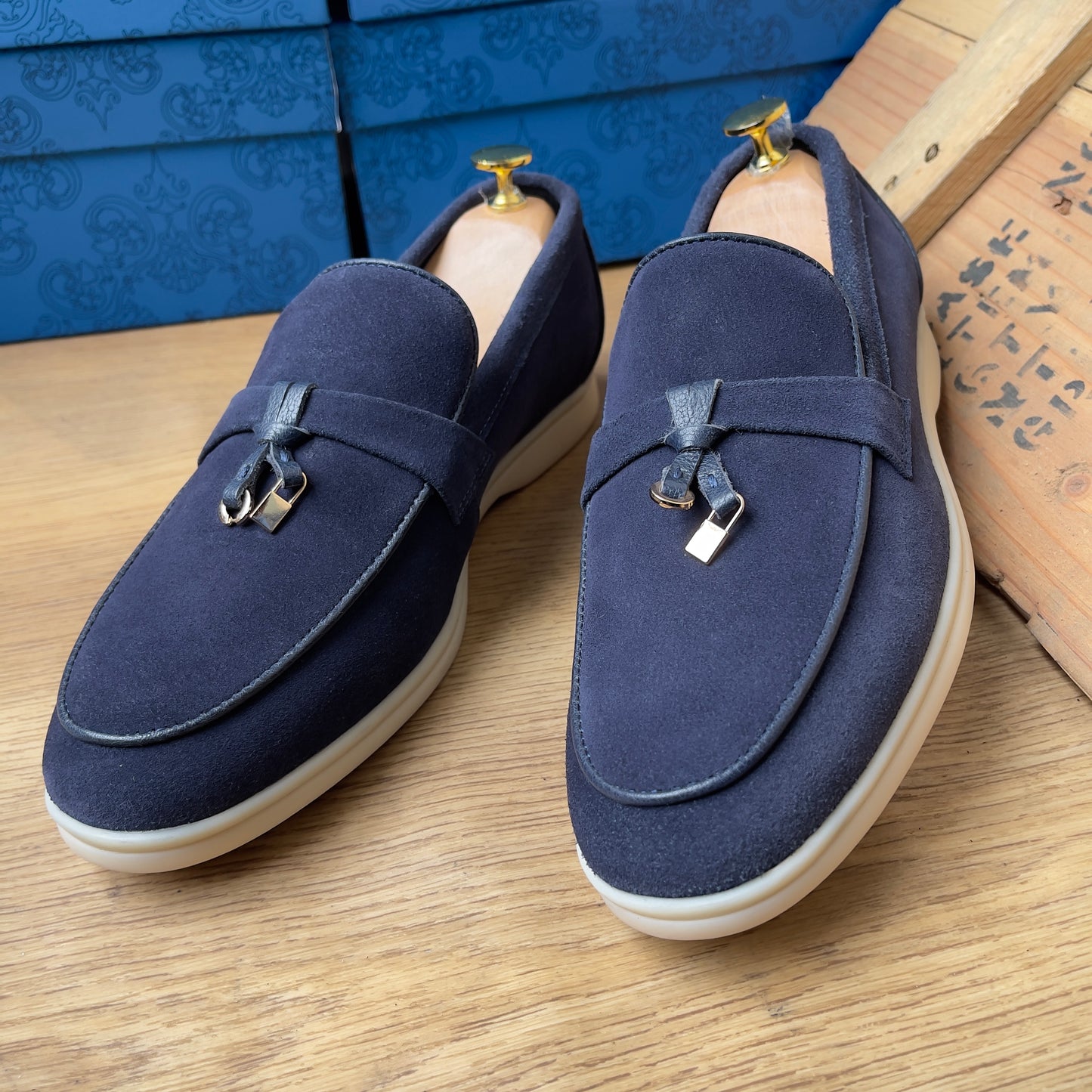 Mocassin beu daim—semelle basse en gomme—Ref AP6