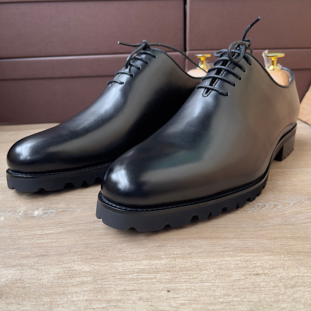 Chaussure à lacet en cuir noir semelle commando Ref-Ad8