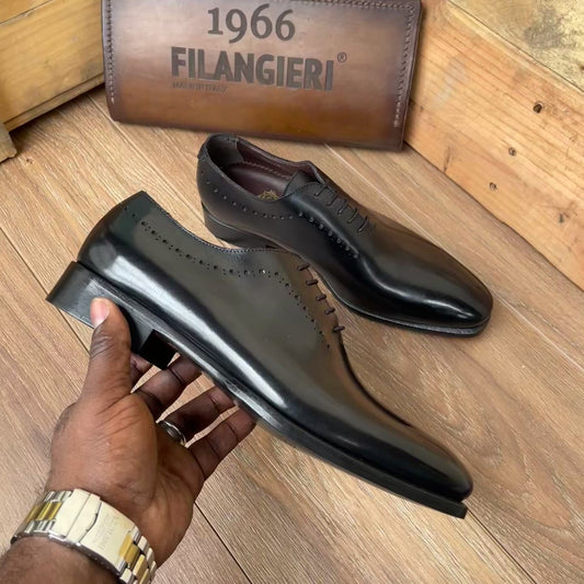 Soulier à lacet en cuir noir semelle cuir—Ref DM2