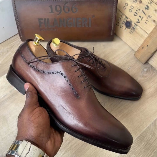 Soulier à lacet en cuir marron semelle cuir—Ref DM8